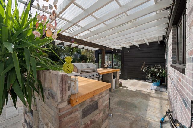 4545 Indian Road, Ottawa Hills, OH 43615