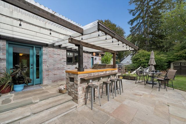 4545 Indian Road, Ottawa Hills, OH 43615