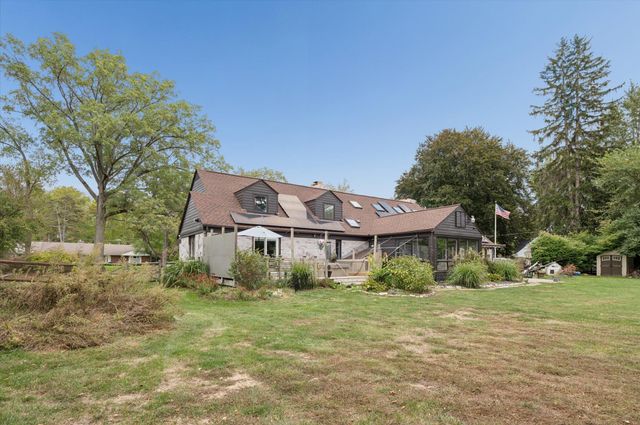 4545 Indian Road, Ottawa Hills, OH 43615