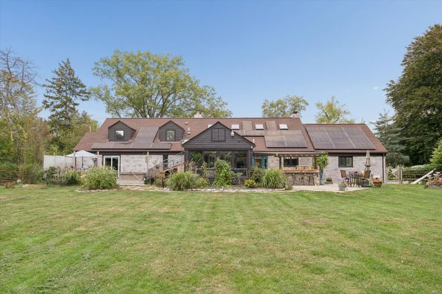 4545 Indian Road, Ottawa Hills, OH 43615