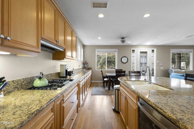 1423 Caspian Way, Oxnard, CA 93035