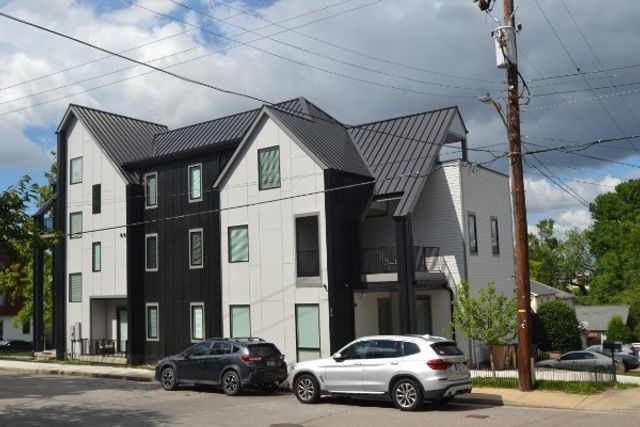 405 32nd Ave, S, Nashville, TN 37212
