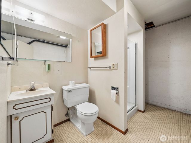 11122 46th Street E, Edgewood, WA 98372