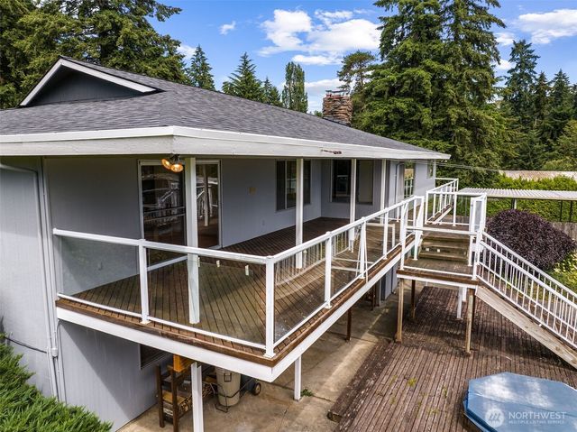 11122 46th Street E, Edgewood, WA 98372