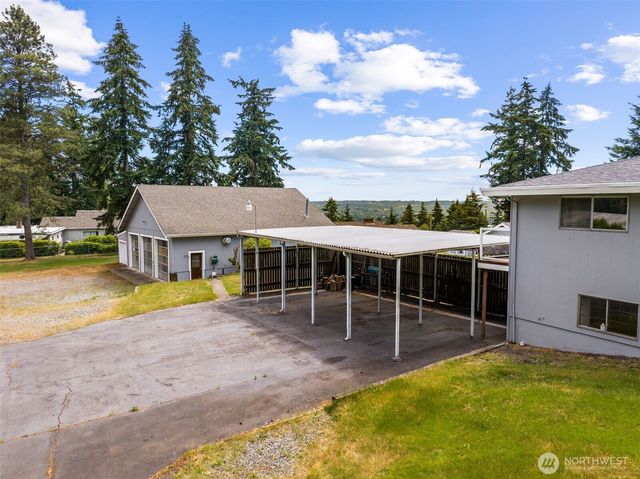 11122 46th Street E, Edgewood, WA 98372