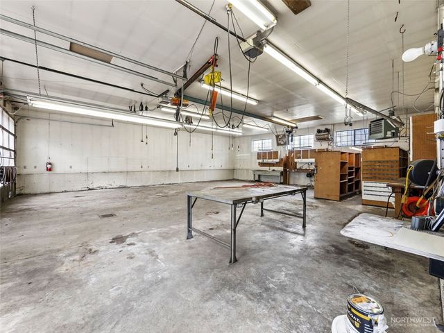 11122 46th Street E, Edgewood, WA 98372