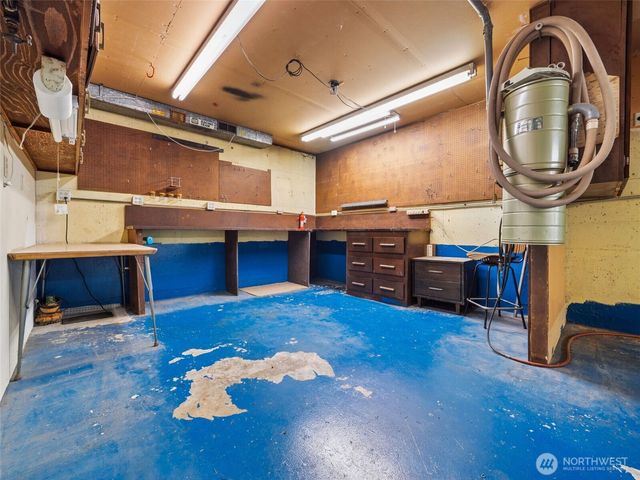 11122 46th Street E, Edgewood, WA 98372