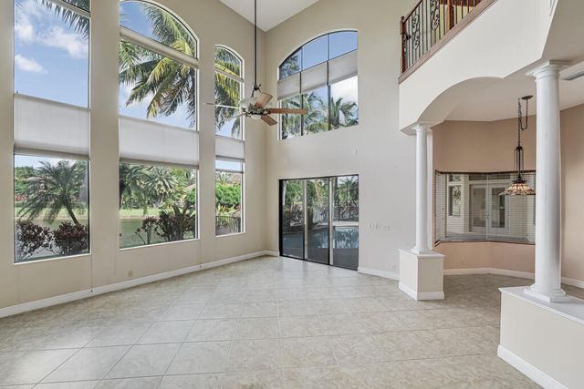 10513 Versailles Boulevard, Wellington, FL 33449
