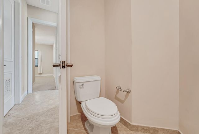 10513 Versailles Boulevard, Wellington, FL 33449
