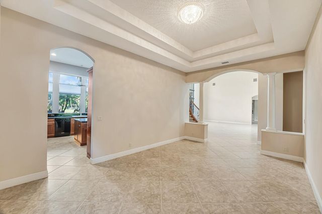 10513 Versailles Boulevard, Wellington, FL 33449