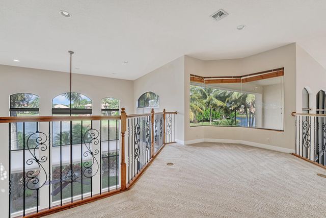 10513 Versailles Boulevard, Wellington, FL 33449
