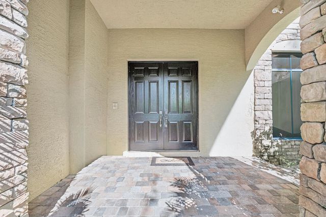 10513 Versailles Boulevard, Wellington, FL 33449