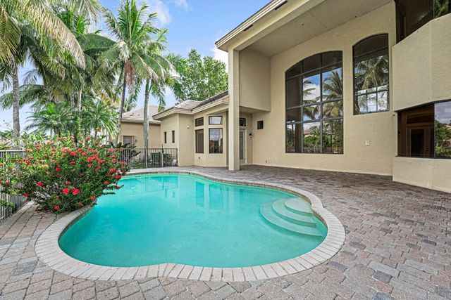 10513 Versailles Boulevard, Wellington, FL 33449