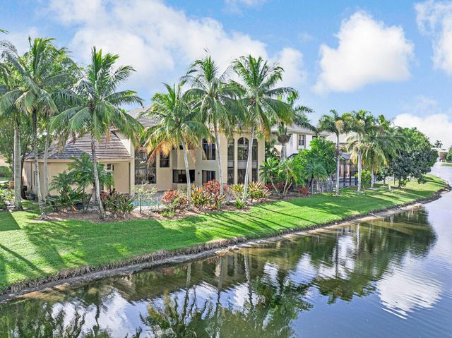 10513 Versailles Boulevard, Wellington, FL 33449