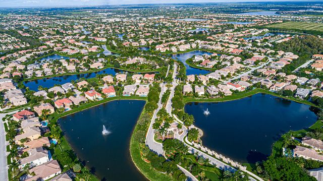 10513 Versailles Boulevard, Wellington, FL 33449