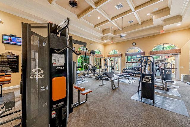 10513 Versailles Boulevard, Wellington, FL 33449