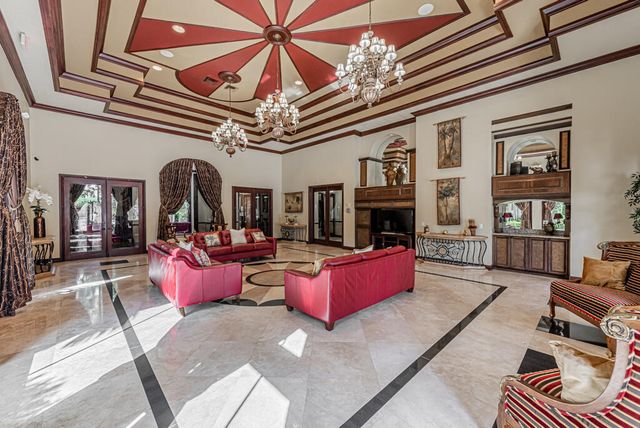 10513 Versailles Boulevard, Wellington, FL 33449