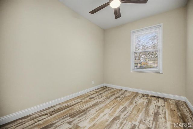 12128 Fleetwood Place, Maryland Heights, MO 63043