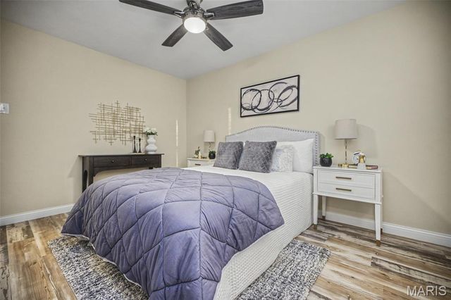 12128 Fleetwood Place, Maryland Heights, MO 63043