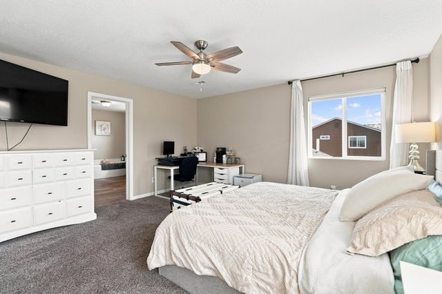 123 S WILLAMETTE St, Greenacres, WA 99016