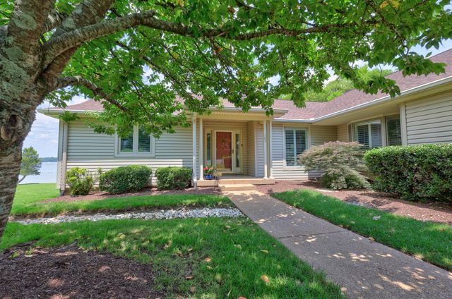 105 Tanasi Shr, S, Gallatin, TN 37066