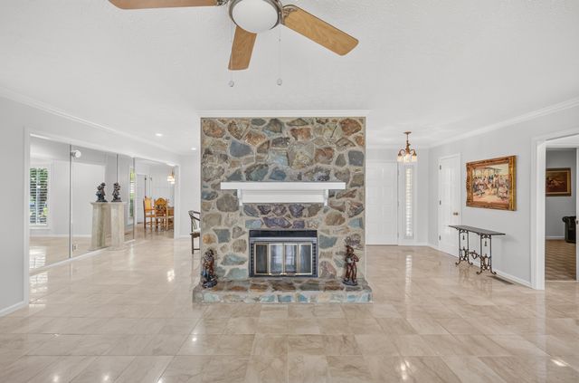 105 Tanasi Shr, S, Gallatin, TN 37066