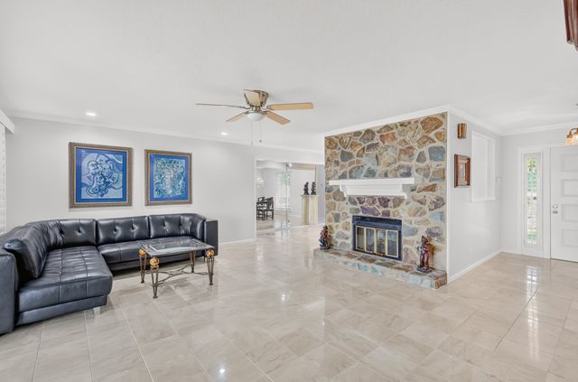 105 Tanasi Shr, S, Gallatin, TN 37066