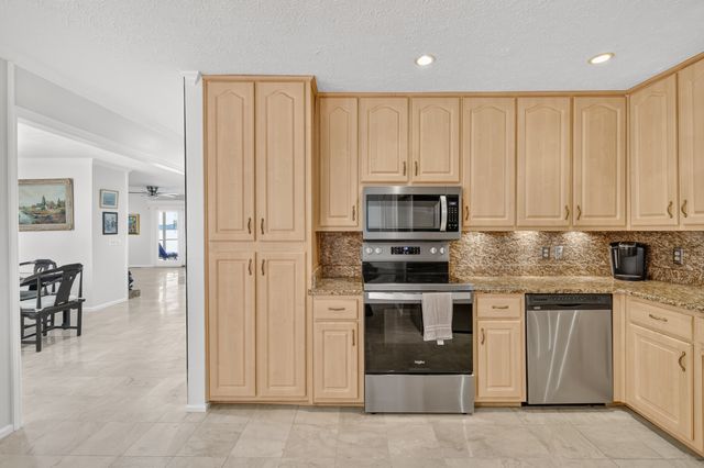 105 Tanasi Shr, S, Gallatin, TN 37066