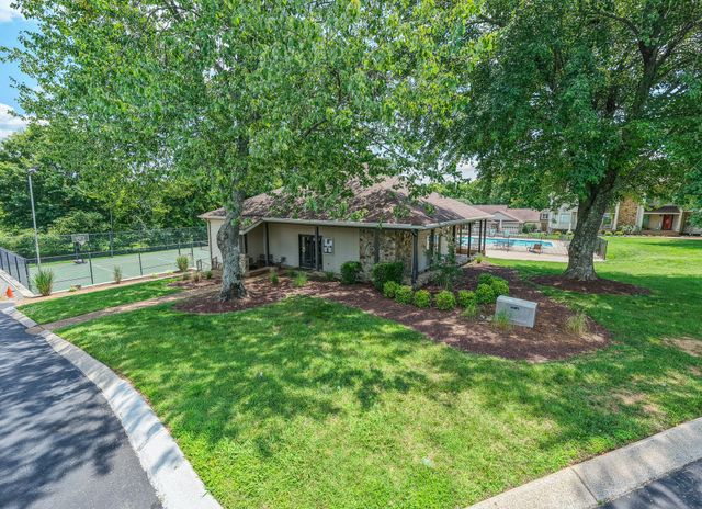 105 Tanasi Shr, S, Gallatin, TN 37066