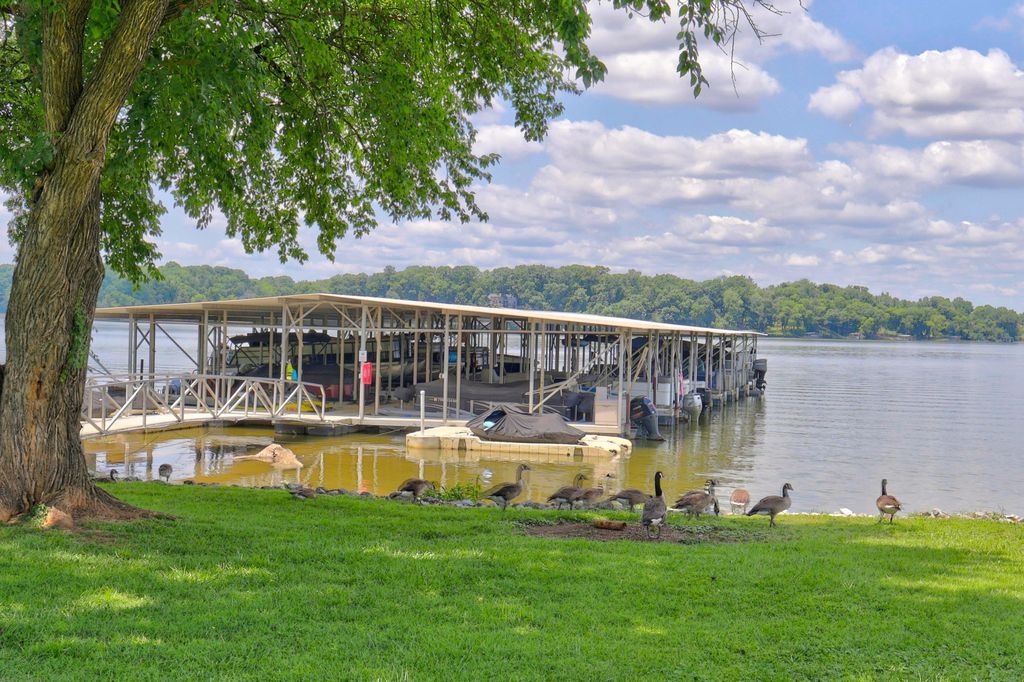 105 Tanasi Shr, S, Gallatin, TN 37066