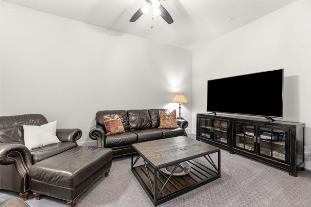 223 S Empress Green Place, Montgomery, TX 77316