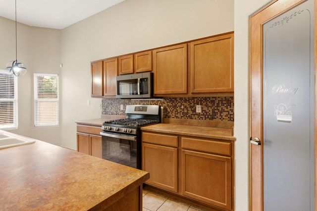9304 Tephra Avenue NW, Albuquerque, NM 87120