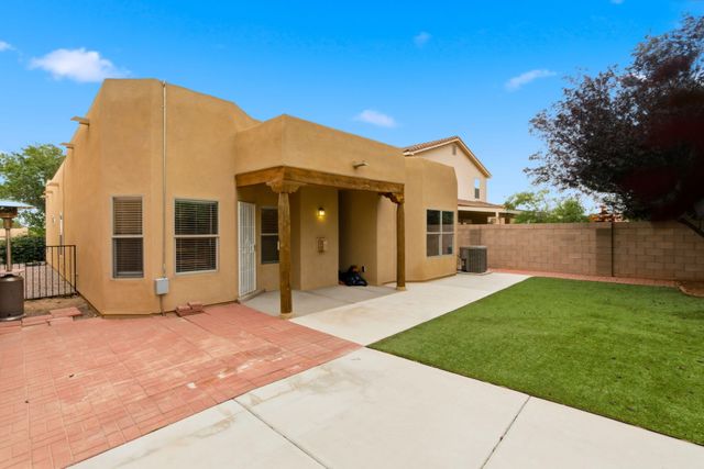 9304 Tephra Avenue NW, Albuquerque, NM 87120
