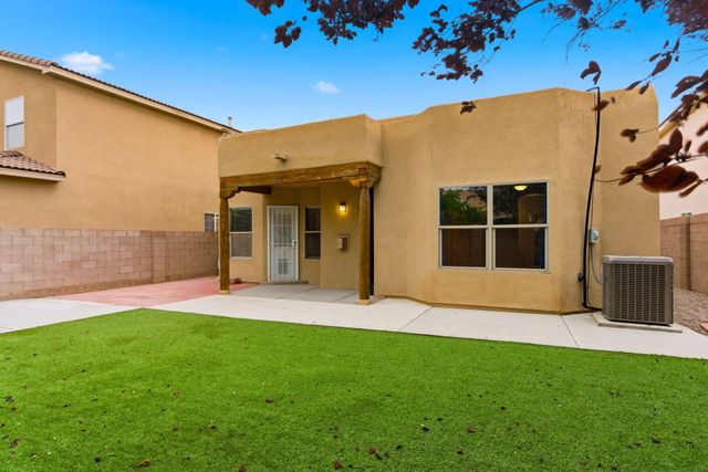 9304 Tephra Avenue NW, Albuquerque, NM 87120