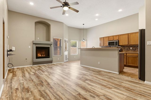 9304 Tephra Avenue NW, Albuquerque, NM 87120