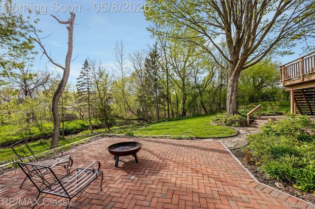 20419 Woodcreek Boulevard, Northville Township, MI 48167