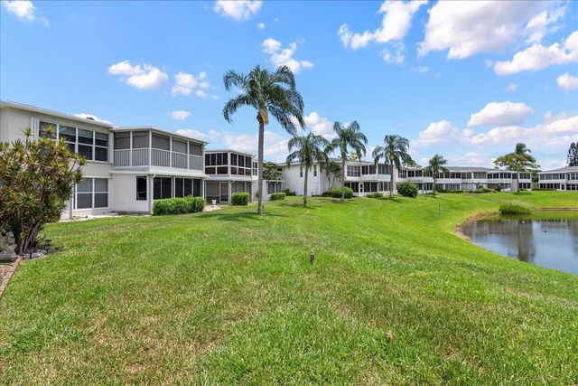 1395 SW 27th Avenue 102, Delray Beach, FL 33445