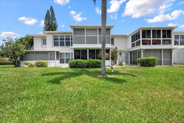1395 SW 27th Avenue 102, Delray Beach, FL 33445