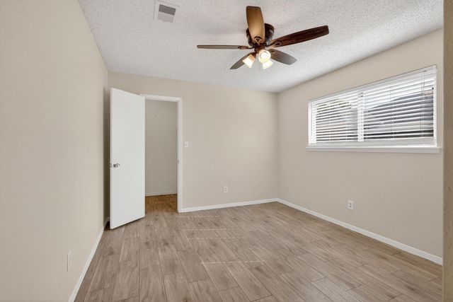 11842 S Fairhollow Lane, Houston, TX 77043