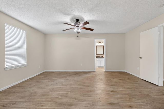 11842 S Fairhollow Lane, Houston, TX 77043