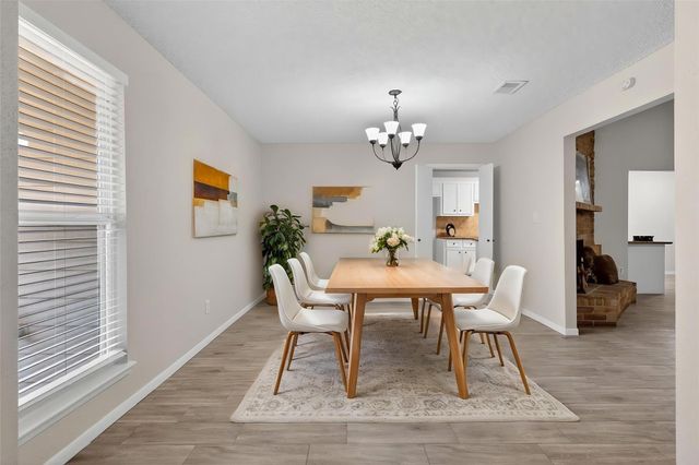 11842 S Fairhollow Lane, Houston, TX 77043