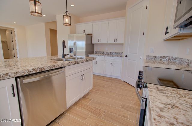 14663 S COUNTRY CLUB Drive, Arizona City, AZ 85123