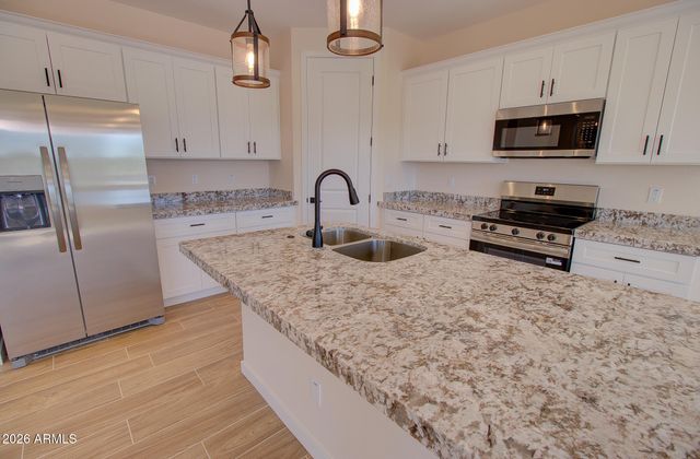 14663 S COUNTRY CLUB Drive, Arizona City, AZ 85123