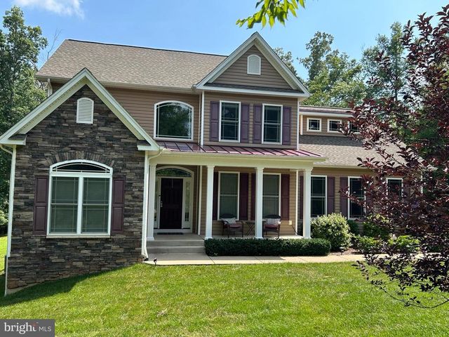 7022 BARCLAY DR, Fredericksburg, VA 22407