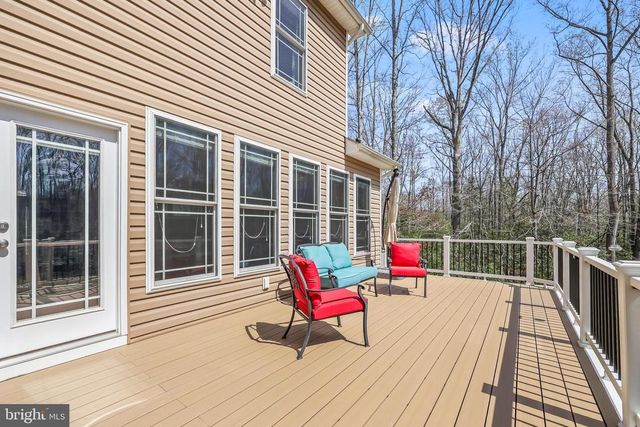 7022 BARCLAY DR, Fredericksburg, VA 22407
