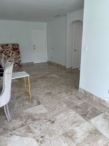 1298 NW 192nd Ter, Pembroke Pines, FL 33029