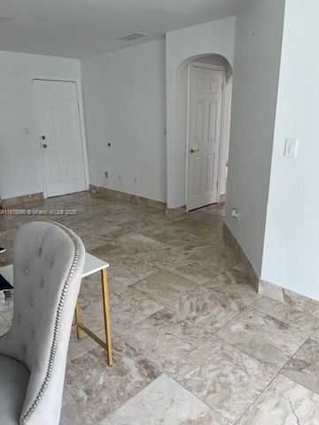 1298 NW 192nd Ter, Pembroke Pines, FL 33029