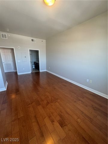 150 LAS VEGAS Boulevard 2103, Las Vegas, NV 89101