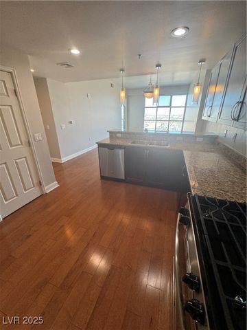 150 LAS VEGAS Boulevard 2103, Las Vegas, NV 89101