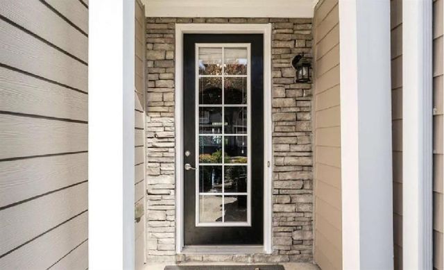 928 Pierce Ivy Court, Lawrenceville, GA 30043
